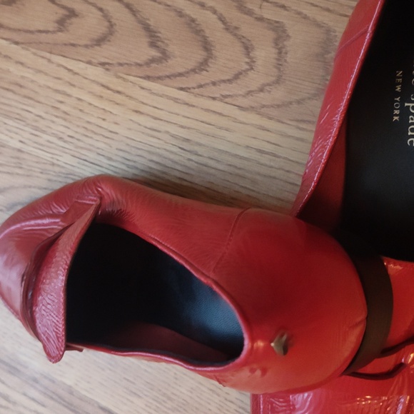 Kate Spade red loafers shoes are - Picture 4 of 5